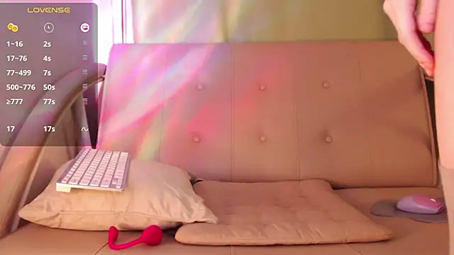 Lindelicious online show from April 15, 5:50 pm