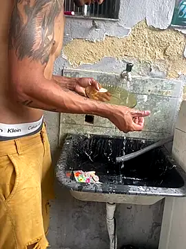 casalhot2533 online show from November 17, 12:53 pm