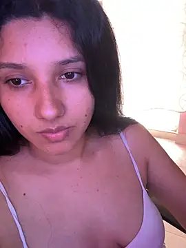 Snapshot of emmariders2 chatting on November 18, 4:21 pm emmariders2 online show from November 18, 4:21 pm