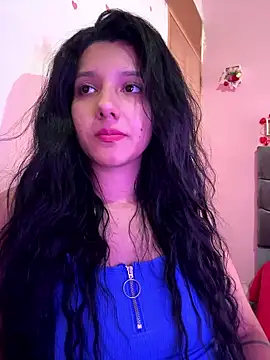 Snapshot of emmariders2 chatting on November 12, 2:43 pm emmariders2 online show from November 12, 2:43 pm