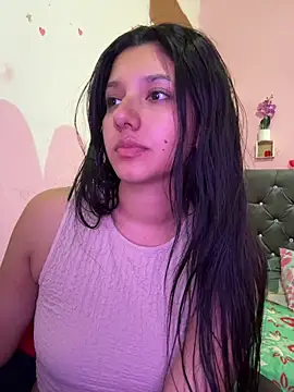 Snapshot of emmariders2 chatting on October 11, 7:59 pm emmariders2 online show from October 11, 7:59 pm