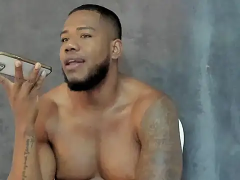 benjamincol online show from February 17, 6:49 pm