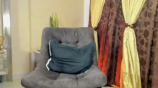 benjamincol online show from February 24, 4:27 am