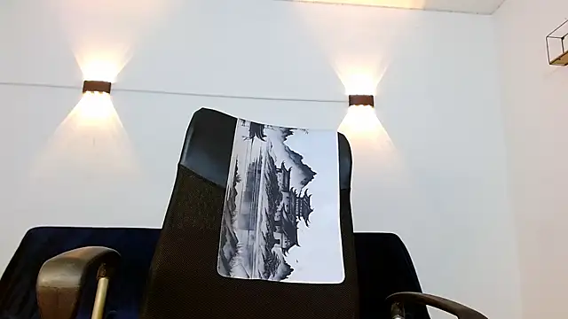 Br4ndxpimm online show from December 1, 6:53 pm