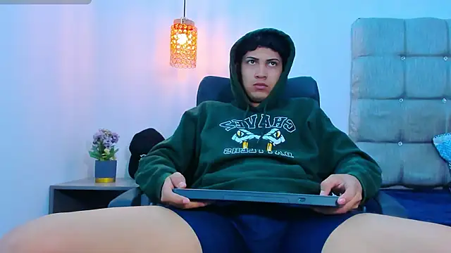 Br4ndxpimm online show from February 24, 1:45 pm