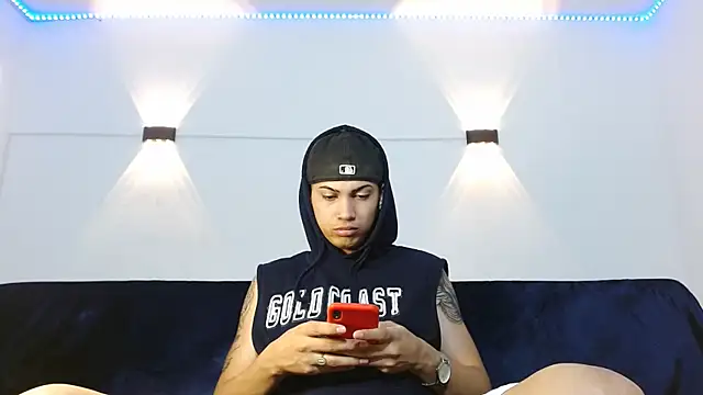 Br4ndxpimm online show from September 22, 2:45 pm