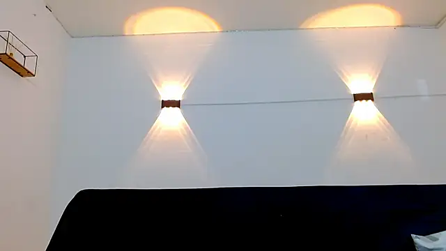 Br4ndxpimm online show from December 3, 5:45 pm