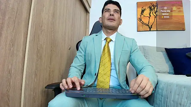 Andrewstelle coleman online show from March 11, 5:34 am