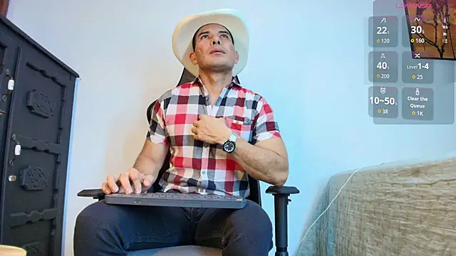 Andrewstelle coleman online show from June 1, 8:08 pm