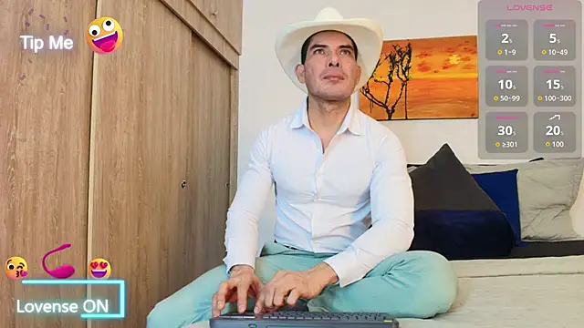 Andrewstelle coleman online show from December 5, 1:16 am