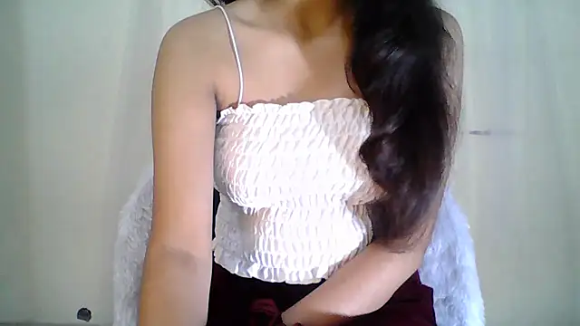 Naughty Nayra online show from September 9, 4:05 pm