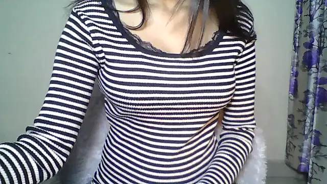 Snapshot of Naughty_Nayra chatting on December 4, 12:26 pm Naughty Nayra online show from December 4, 12:26 pm