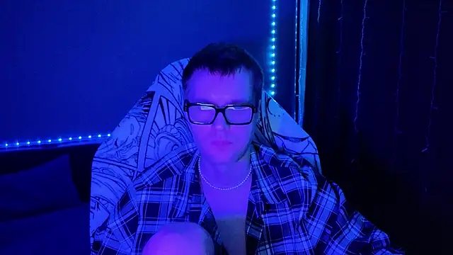 Snapshot of Leonnextdoor chatting on January 16, 11:04 am Leonnextdoor online show from January 16, 11:04 am