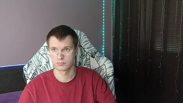 Snapshot of Leonnextdoor chatting on January 26, 8:36 am Leonnextdoor online show from January 26, 8:36 am