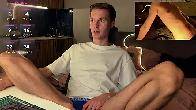 Leonnextdoor online show from May 1, 5:18 pm