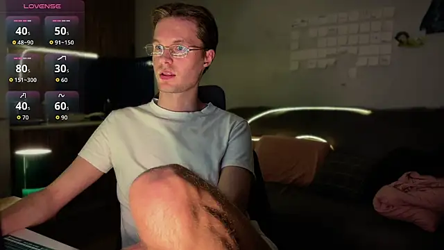 Leonnextdoor online show from May 21, 1:41 pm