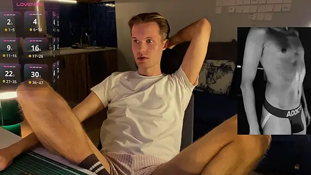 Leonnextdoor online show from February 8, 6:16 pm