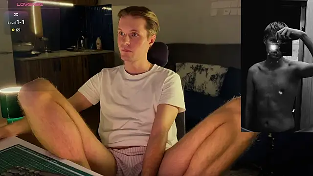 Leonnextdoor online show from February 6, 7:32 pm