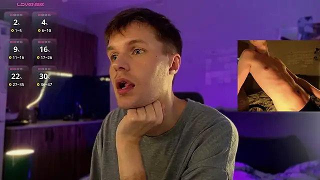 Leonnextdoor online show from March 19, 1:27 am