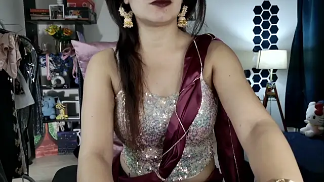 roseofvenom online show from April 14, 6:02 pm