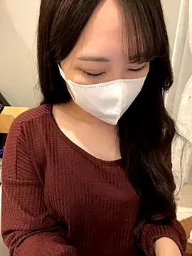 Snapshot of mina_0207 chatting on September 17, 10:56 pm mina 0207 online show from September 17, 10:56 pm