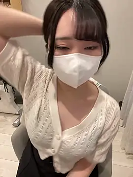 Snapshot of mina_0207 chatting on October 3, 4:52 pm mina 0207 online show from October 3, 4:52 pm