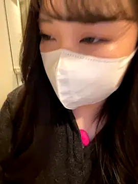 Snapshot of mina_0207 chatting on November 19, 3:50 am mina 0207 online show from November 19, 3:50 am