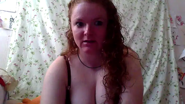 Rae Jeannie online show from April 15, 6:52 am