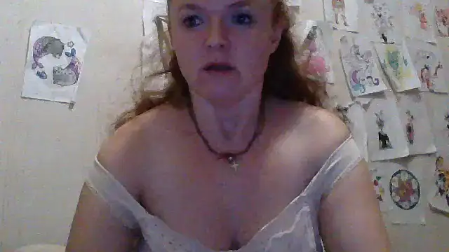 Snapshot of Rae_Jeannie chatting on October 25, 6:19 pm Rae Jeannie online show from October 25, 6:19 pm