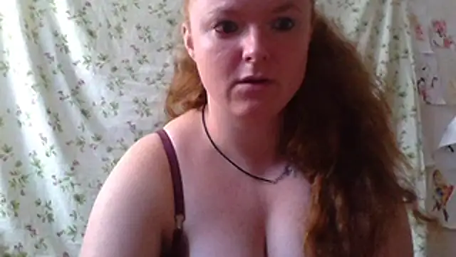 Snapshot of Rae_Jeannie chatting on June 22, 7:05 am Rae Jeannie online show from June 22, 7:05 am