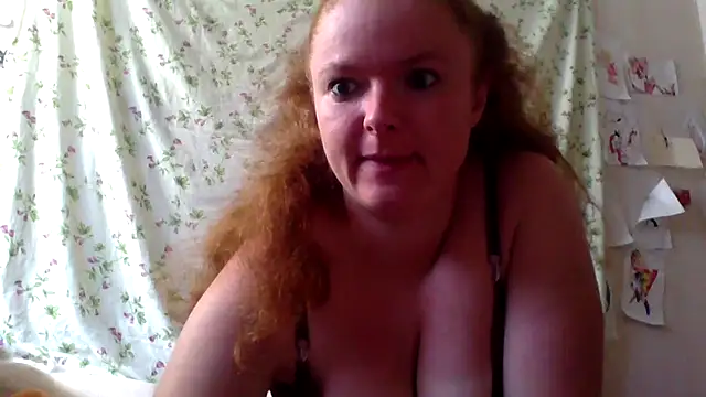 Rae Jeannie online show from July 18, 6:22 am