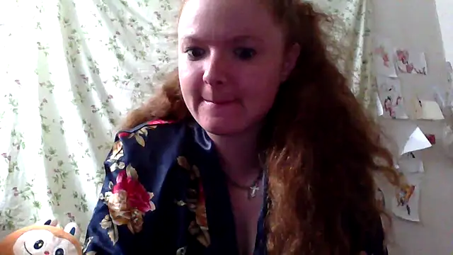 Snapshot of Rae_Jeannie chatting on June 10, 7:20 am Rae Jeannie online show from June 10, 7:20 am