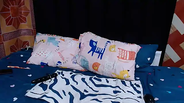 Thickbootykim online show from September 25, 4:29 am