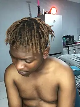 Redfucks333 online show from March 23, 12:00 am