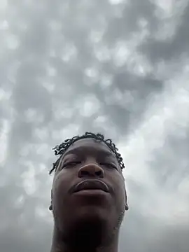 Snapshot of Redfucks333 chatting on September 27, 8:53 am Redfucks333 online show from September 27, 8:53 am