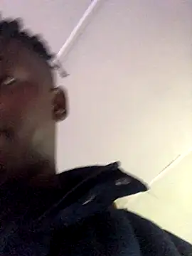 Snapshot of Redfucks333 chatting on November 9, 5:44 am Redfucks333 online show from November 9, 5:44 am