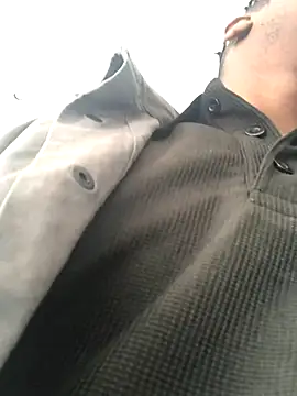 Snapshot of Redfucks333 chatting on September 9, 8:13 am Redfucks333 online show from September 9, 8:13 am