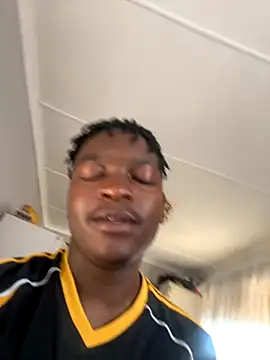 Snapshot of Redfucks333 chatting on September 21, 2:22 pm Redfucks333 online show from September 21, 2:22 pm