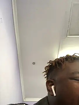 Redfucks333 online show from March 6, 9:37 am