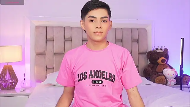 Maxi little online show from March 5, 8:05 pm