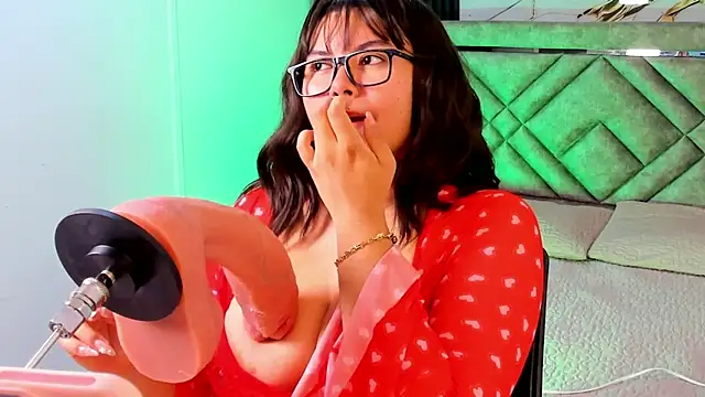 Geabloom online show from November 24, 1:00 pm