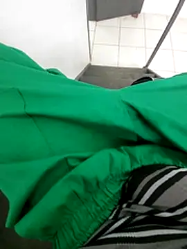 Snapshot of tesaodaweb chatting on December 23, 11:09 am tesaodaweb online show from December 23, 11:09 am