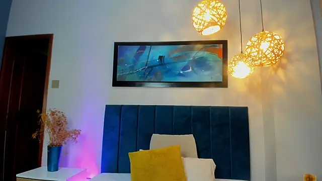 EloiseQuinn online show from December 1, 1:34 pm