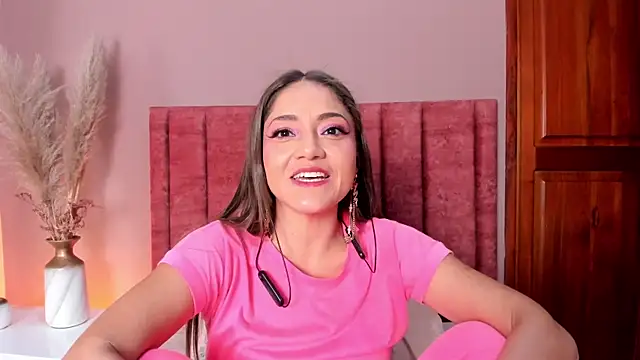 EloiseQuinn online show from November 29, 1:55 pm