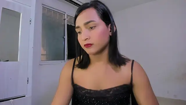 Snapshot of Miss_noah18 chatting on March 9, 8:21 pm Miss noah18 online show from March 9, 8:21 pm