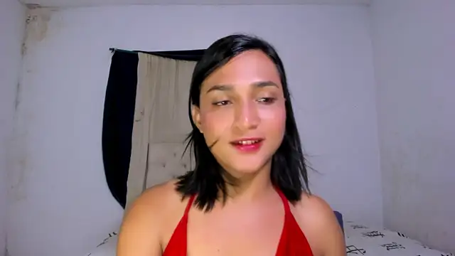 Snapshot of Miss_noah18 chatting on February 10, 12:08 am Miss noah18 online show from February 10, 12:08 am