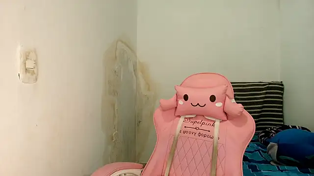 Miss noah18 online show from February 26, 9:59 pm