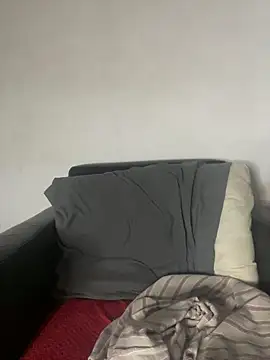 Snapshot of Ninabrunette18 chatting on June 22, 7:38 am Ninabrunette18 online show from June 22, 7:38 am