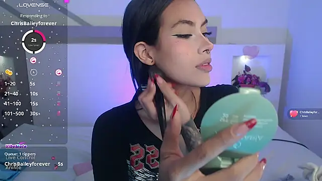 VenusEvans1 online show from February 7, 10:09 pm