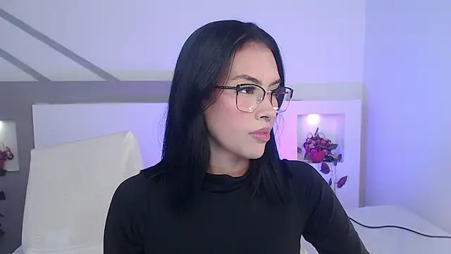 VenusEvans1 online show from February 19, 12:14 am